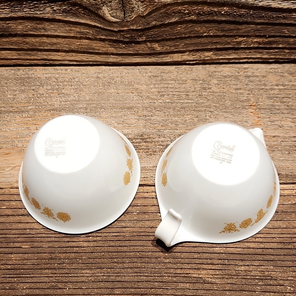 Vintage Corning Corelle Sugar and Creamer Set "Butterfly Gold Pattern" - Picture 5 of 9